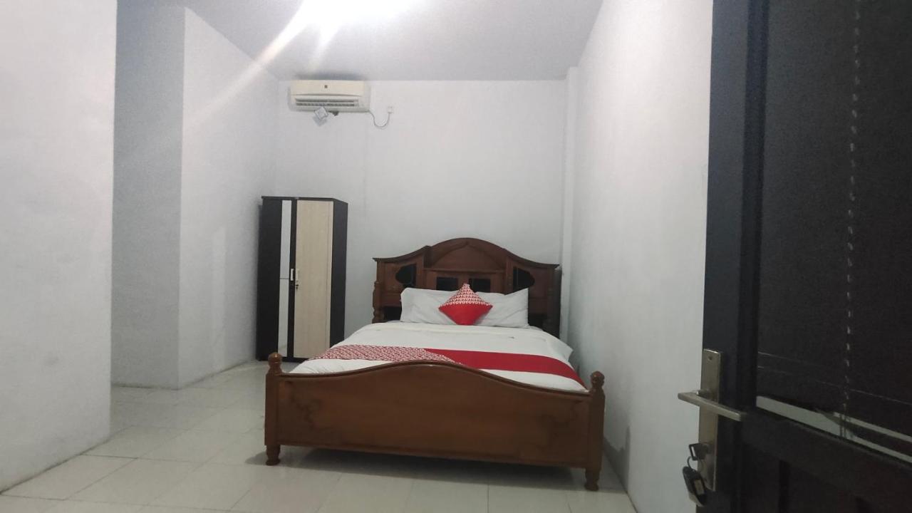 Oyo 90157 Griya Andon Syariah Hotel Cirebon Ngoại thất bức ảnh